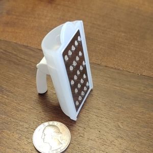 💜4/$20💜 TUPPERWARE Miniature Cheese Grater